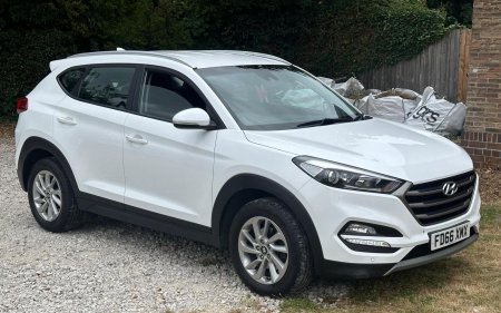 HYUNDAI TUCSON 1.7 CRDi Blue Drive SE Nav DCT Euro 6 (s/s) 5dr