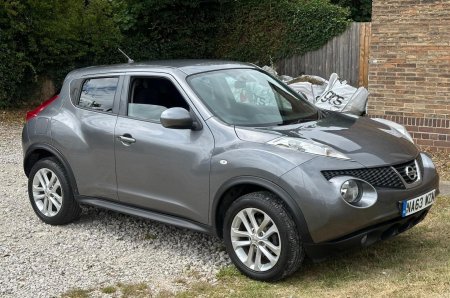 NISSAN JUKE 1.6 Acenta Premium Euro 5 (s/s) 5dr