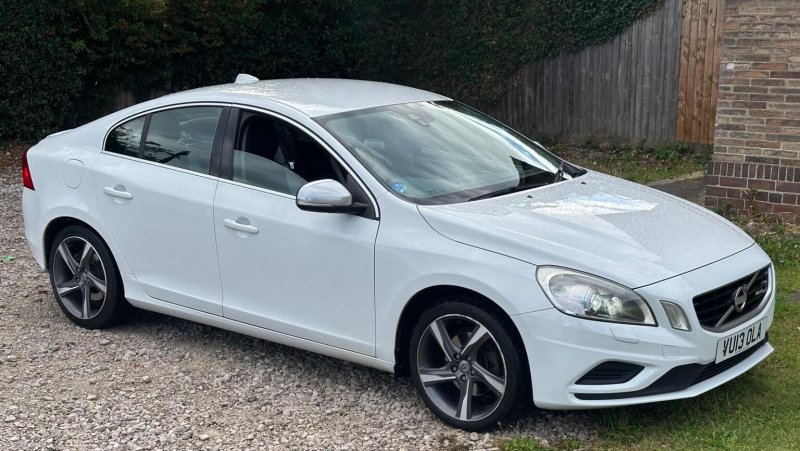 VOLVO S60 2.0 D3 R-Design Lux Euro 5 (s/s) 4dr